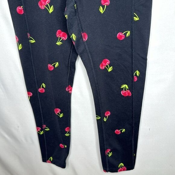 Victoria Secret Pink Ultimate Cherry Print Side Pocket Leggings. Size Small. - Picture 3 of 7